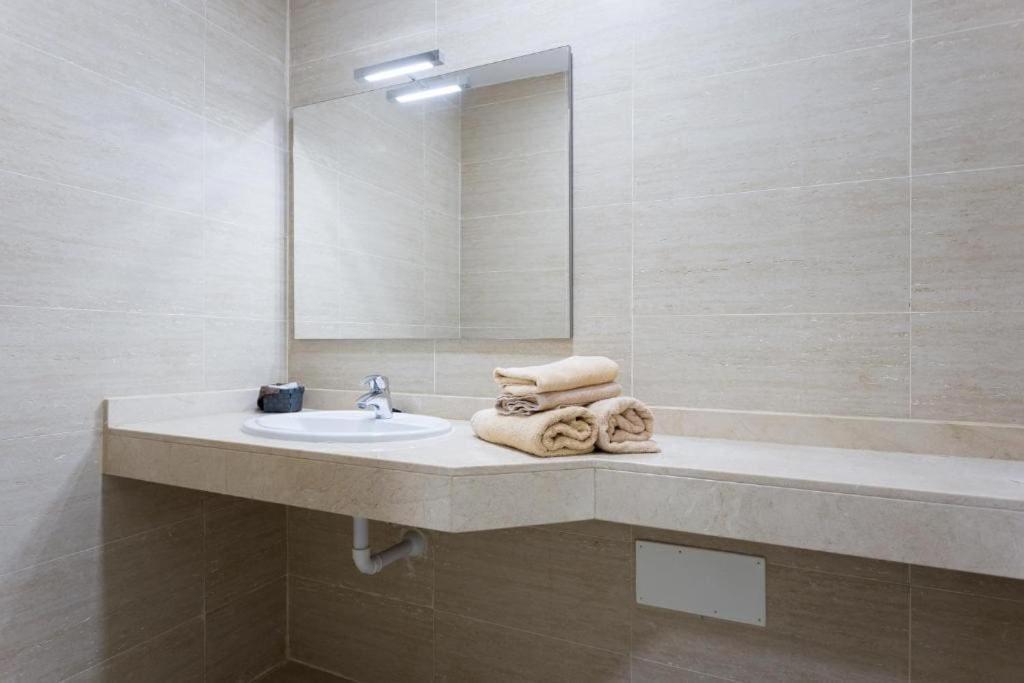 Prachtig Luxe Appartement Met Zeezicht 산미겔데아보나 외부 사진