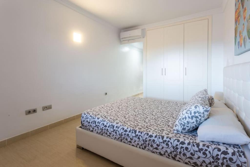 Prachtig Luxe Appartement Met Zeezicht 산미겔데아보나 외부 사진